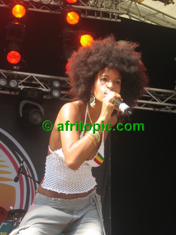 ../Images/Summerjam2005 126.jpg